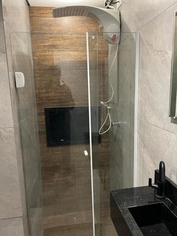Apartamento para pessoas de família ou a negócio, Ap Lindo aconchegante no Brás próximo igreja Mundial,mercado municipal, 25 de março, templo Salomão, metro Dom Pedro ll, bancos, mercado e etc San Paolo Esterno foto